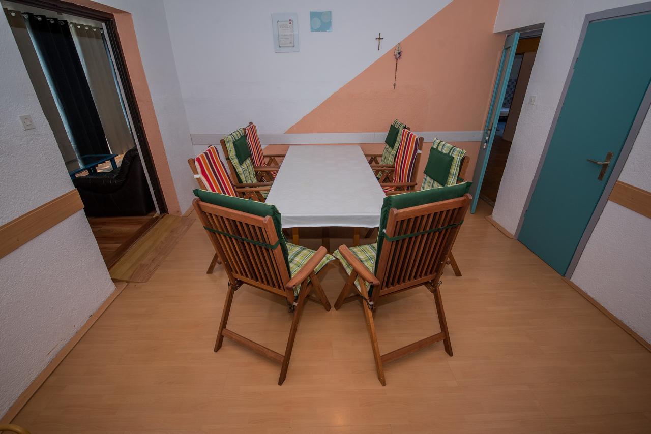 Apartment Busljeta Starigrad Paklenica Exteriér fotografie