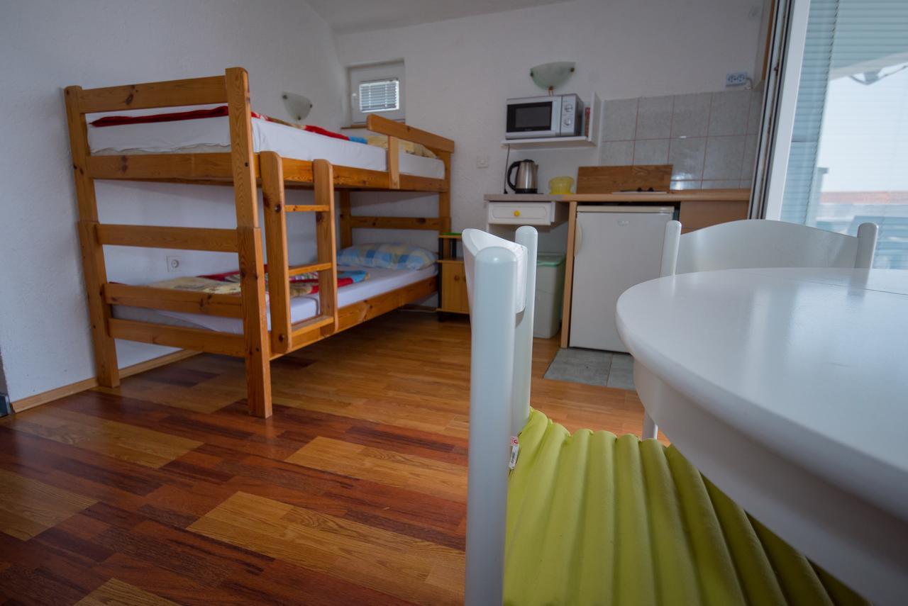 Apartment Busljeta Starigrad Paklenica Exteriér fotografie
